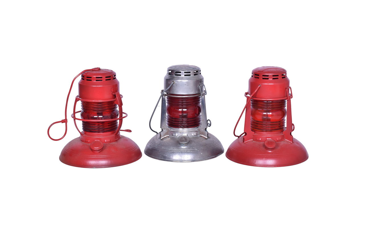 6242 - Trio of Dietz/Embury No. 40 Traffic Gard Lanterns - Property of P.E.P. CO thumbnail