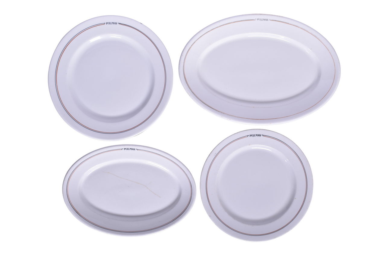 6247 - Four Pieces of Pullman Railroad China Calumet Dinner Plates and Oval Platters thumbnail