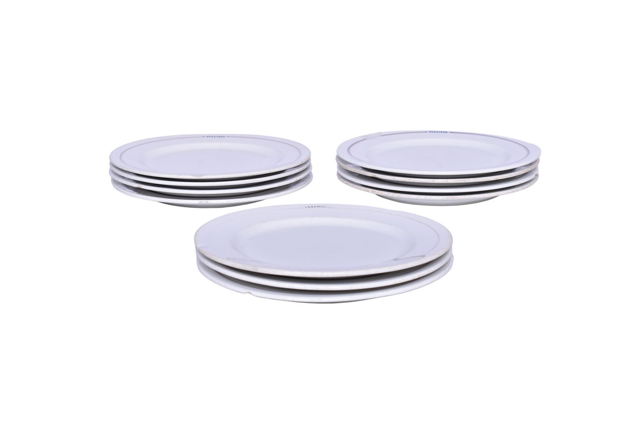 6269 - Eleven Pullman Railroad Syracuse China Calumet Plates 8 3/4