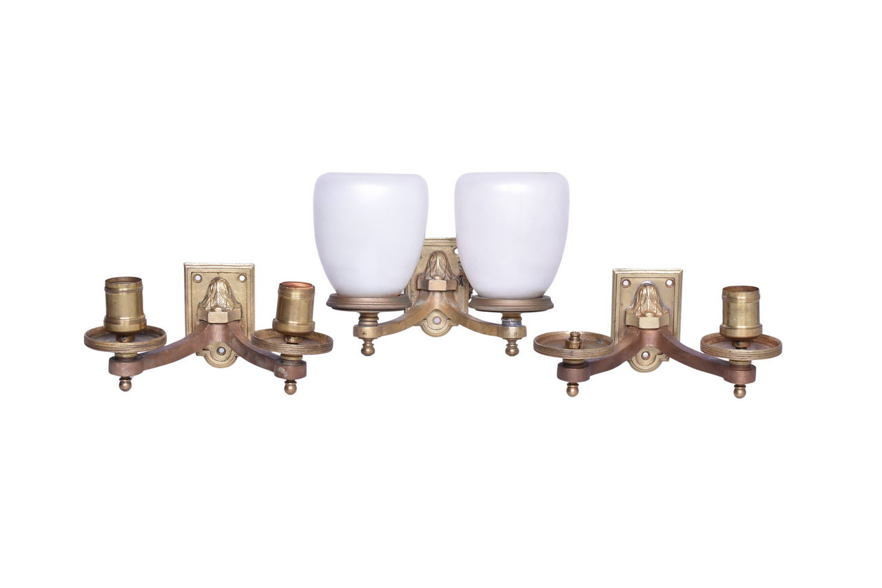 6288 - Trio of Pullman Double Fixture Passenger Car Light Fixtures thumbnail