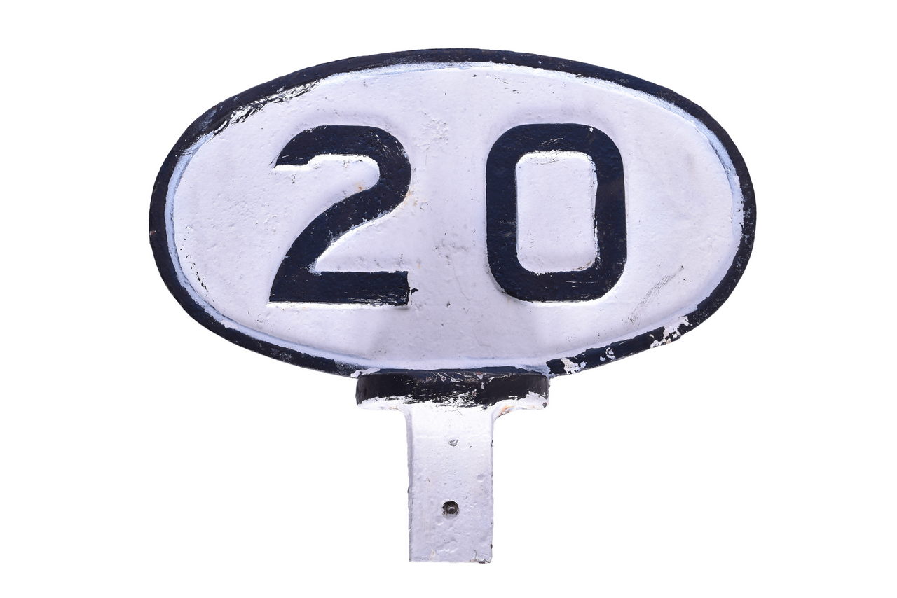 1096 - 20 Miles Per Hour Cast Iron Oval Railroad Sign thumbnail