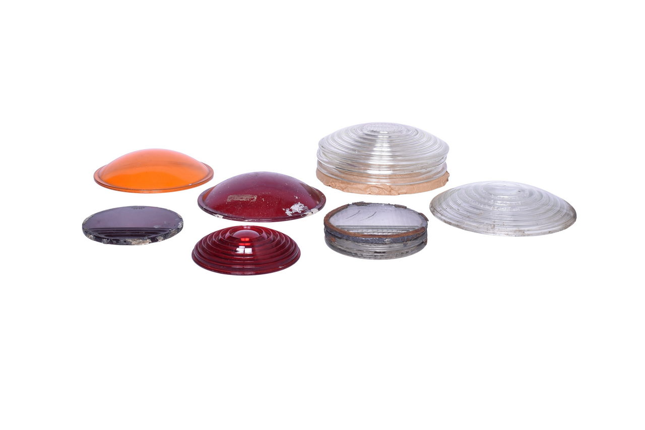 1104 - Twelve Glass Lenses for Railroad Lanterns/Lamps/Signals - Corning and Kopp thumbnail