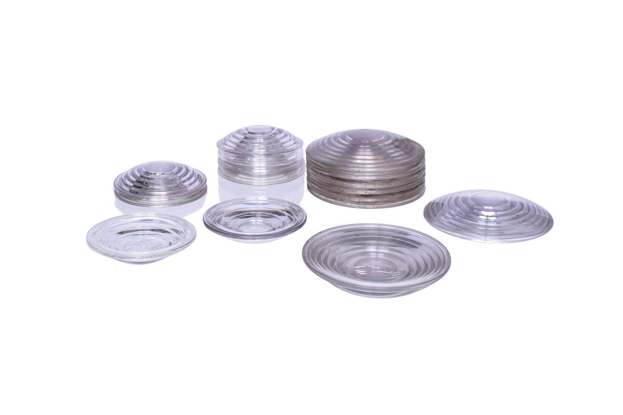 1032 - Sixteen Clear Plastic Lenses for Railroad Lanterns/Lamps/Signals - 6 3/8