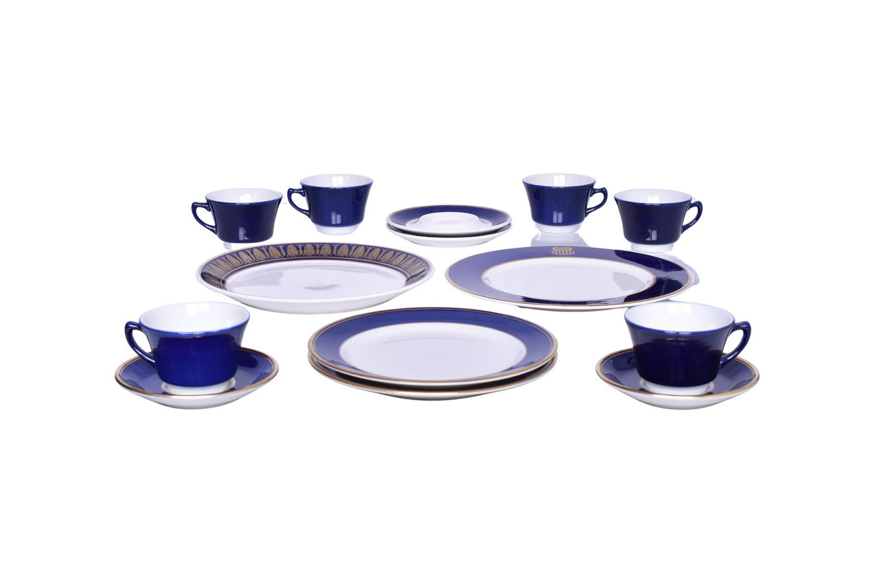 1033 - Union Pacific Railroad China Cobalt Dinner Plate and Assorted Medallion Lamberton Plates, Saucers, and Cups thumbnail