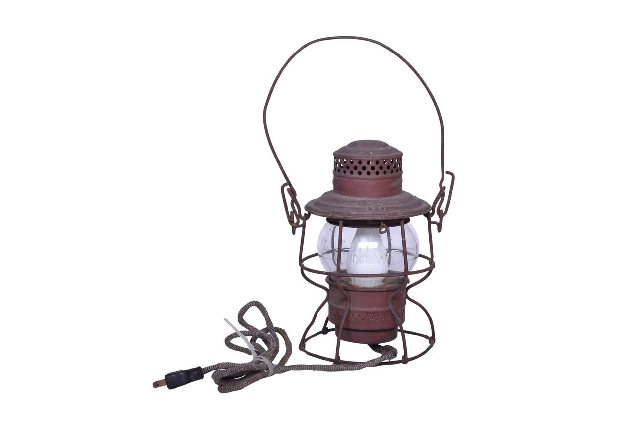 1130 - Electrified Adlake Kero Norfolk and Western Railway Lantern With Clear Cast Globe thumbnail