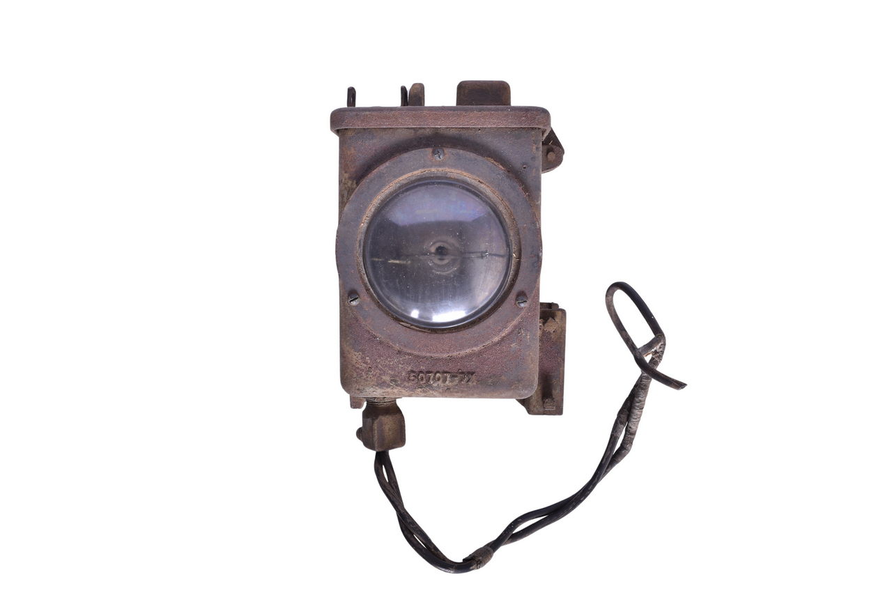 1140 - GRS / General Railway Signal Semaphore Lamp thumbnail