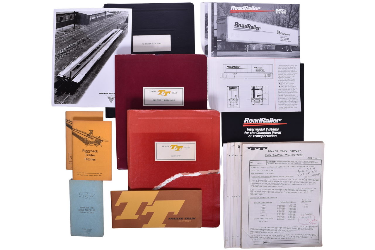 1148 - Trailer Train/RoadRailer Railroad Papers - Brochures, Articles, Picture, Etc. thumbnail