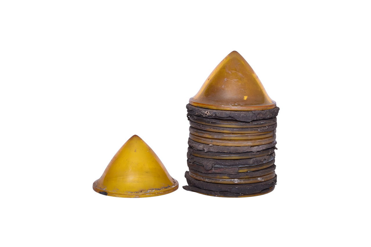 1056 - 15 Amber / Plastic PL / Position Light Railroad Signal Conical Lenses thumbnail
