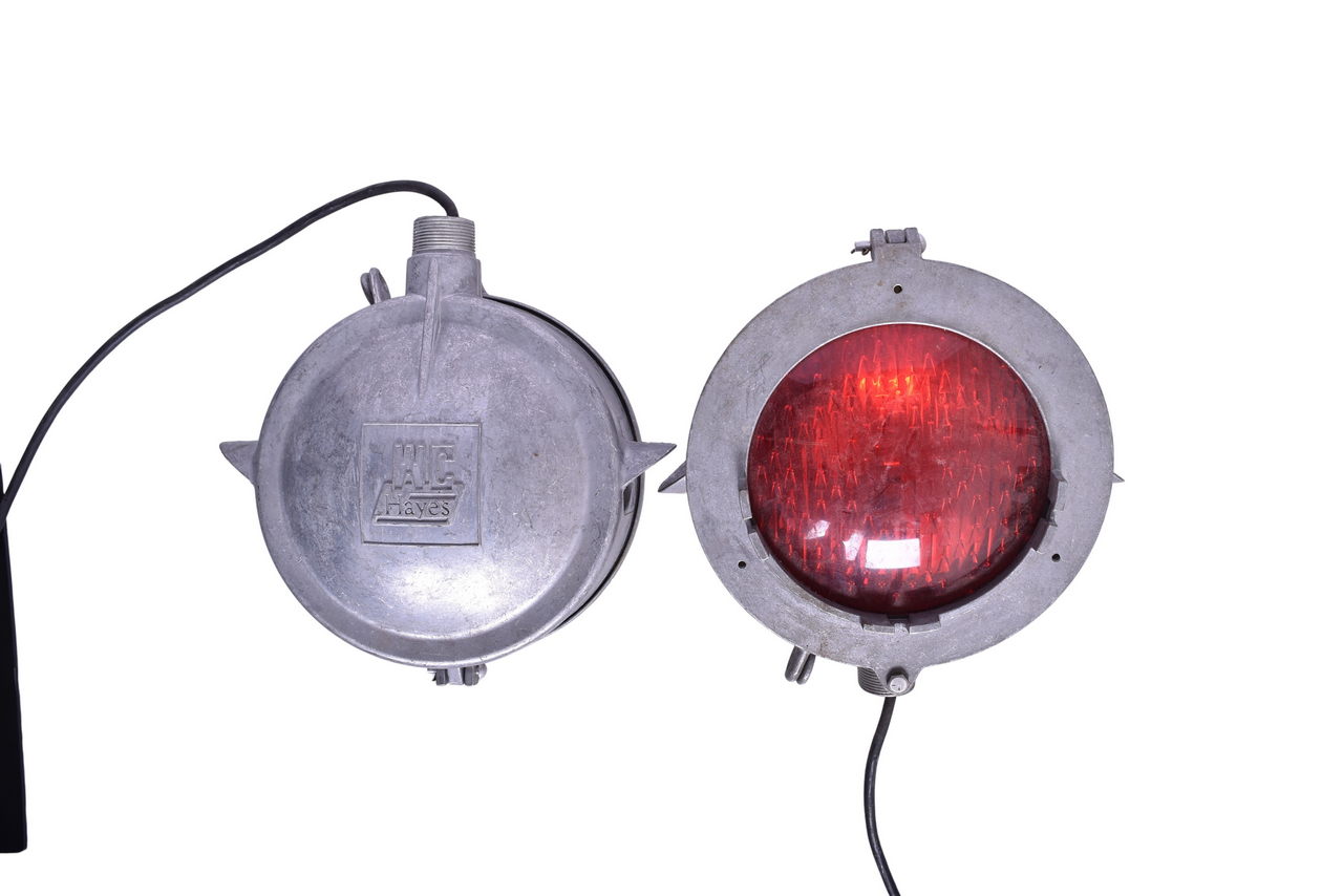 1058 - Pair of New old stock Western Cullen-Hays Railroad Crossing Lamps thumbnail