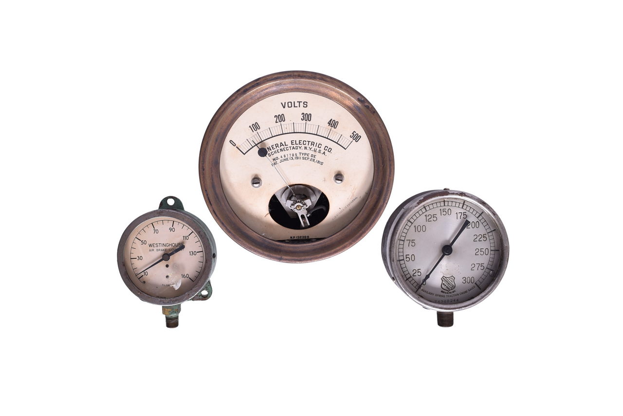 1238 - Trio of Railroad Gauges - General Electric Co., Westinghouse, Ashcroft thumbnail