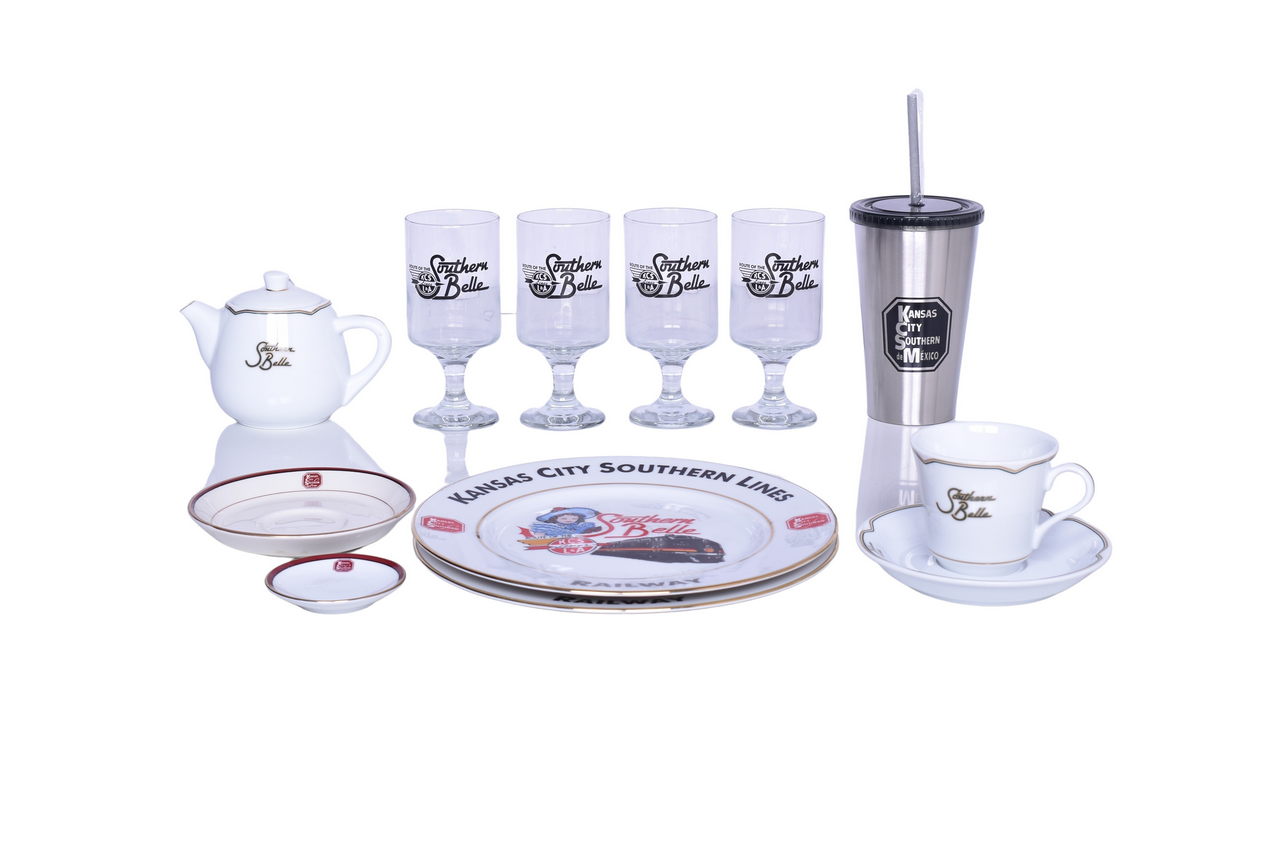 1245 - Mixed Group of Kansas City Southern Railroad Southern Belle China, Glassware, and Tumbler thumbnail