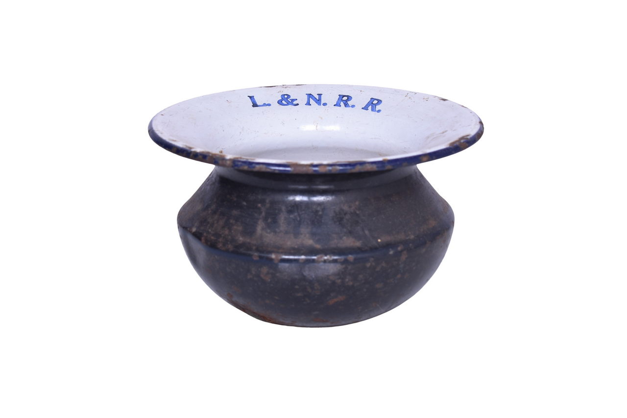 1258 - Louisville and Nashville Railroad Porcelain Spittoon / Cuspidor thumbnail