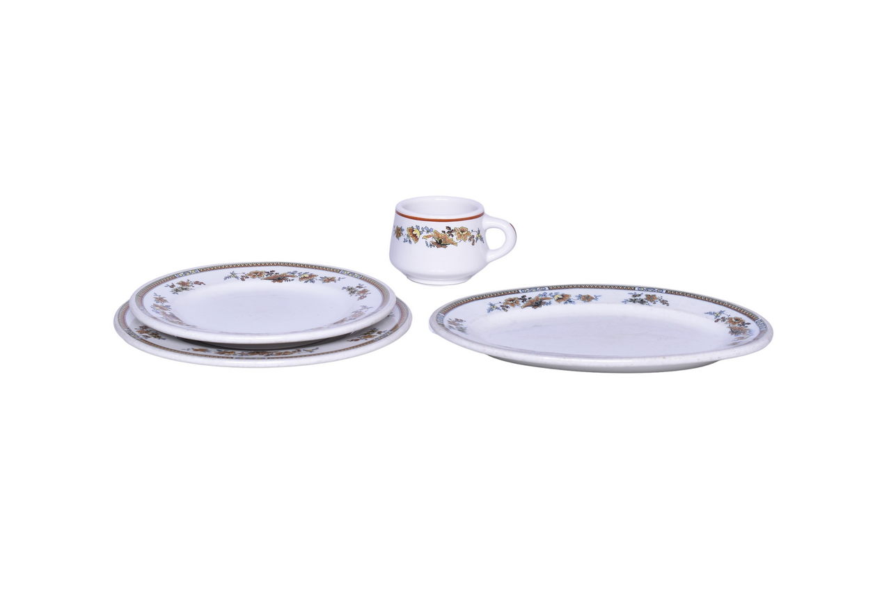 1265 - Four Pieces of Minneapolis St. Paul & Sault Railroad China Logan Plate, Oval Platter, and Cup thumbnail