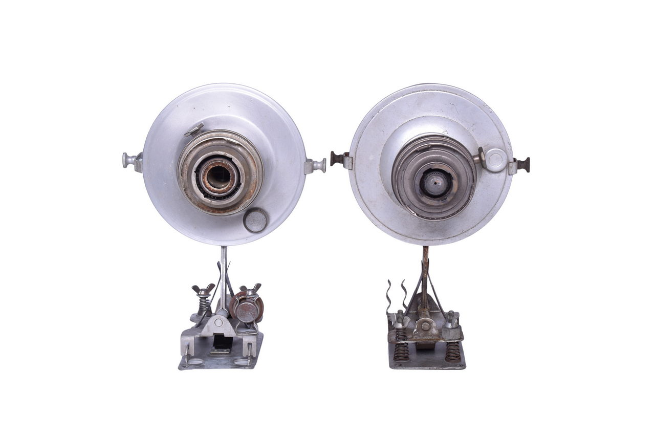 1276 - Pair of Wall-Mounted Aladdin Lamps thumbnail