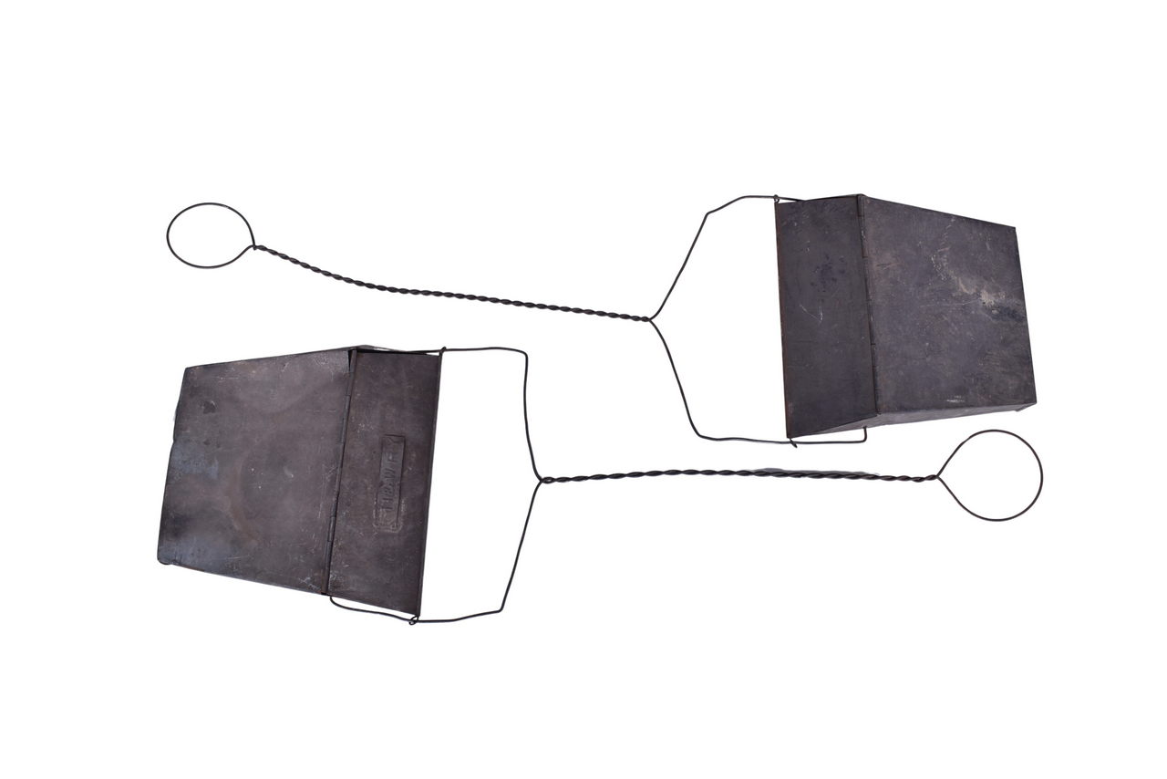 1298 - Pair of Railroad Dustpans - Norfolk and Western Railway and Chesapeake and Ohio Railway thumbnail