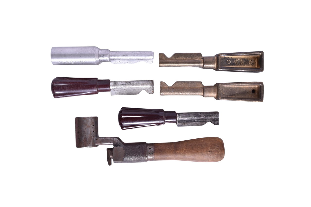 1354 - Five Locomotive Reverser Handles and an Independent Brake Handle thumbnail