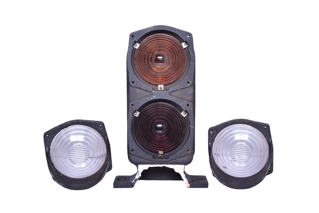 1370 - GRS / General Railway Signal Dwarf Signal thumbnail