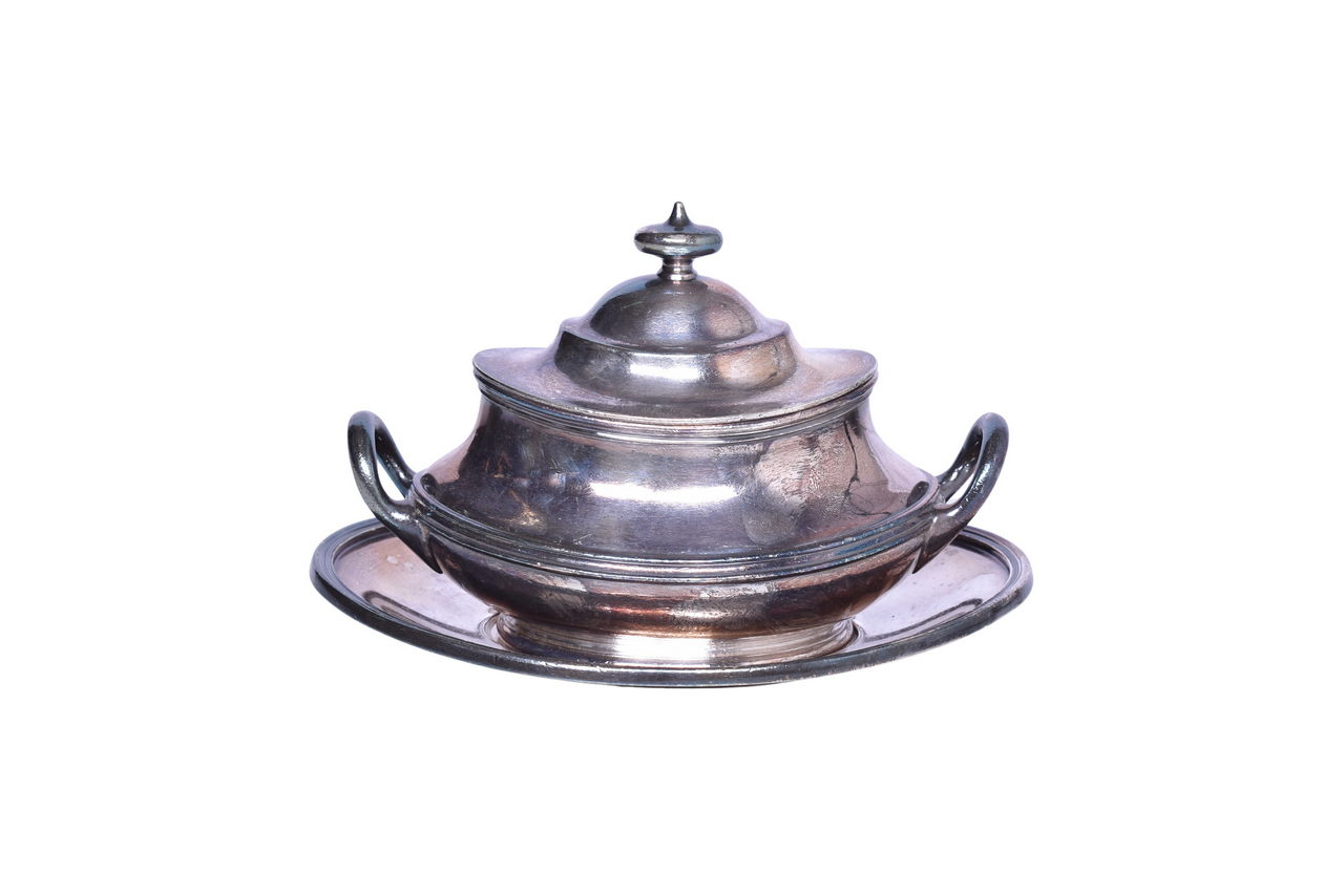1385 - Gorham Northern Pacific Railroad Silver Double Handled Tureen and Oval Under-Liner Tray thumbnail