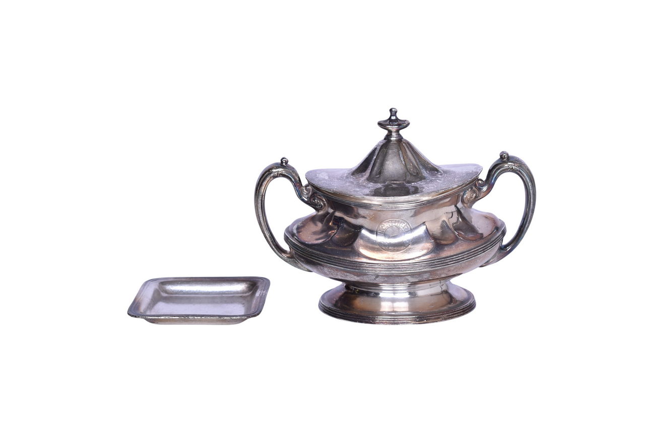 1423 - Northern Pacific Railroad Double Handled Sugar Bowl and Square Butter Pat thumbnail