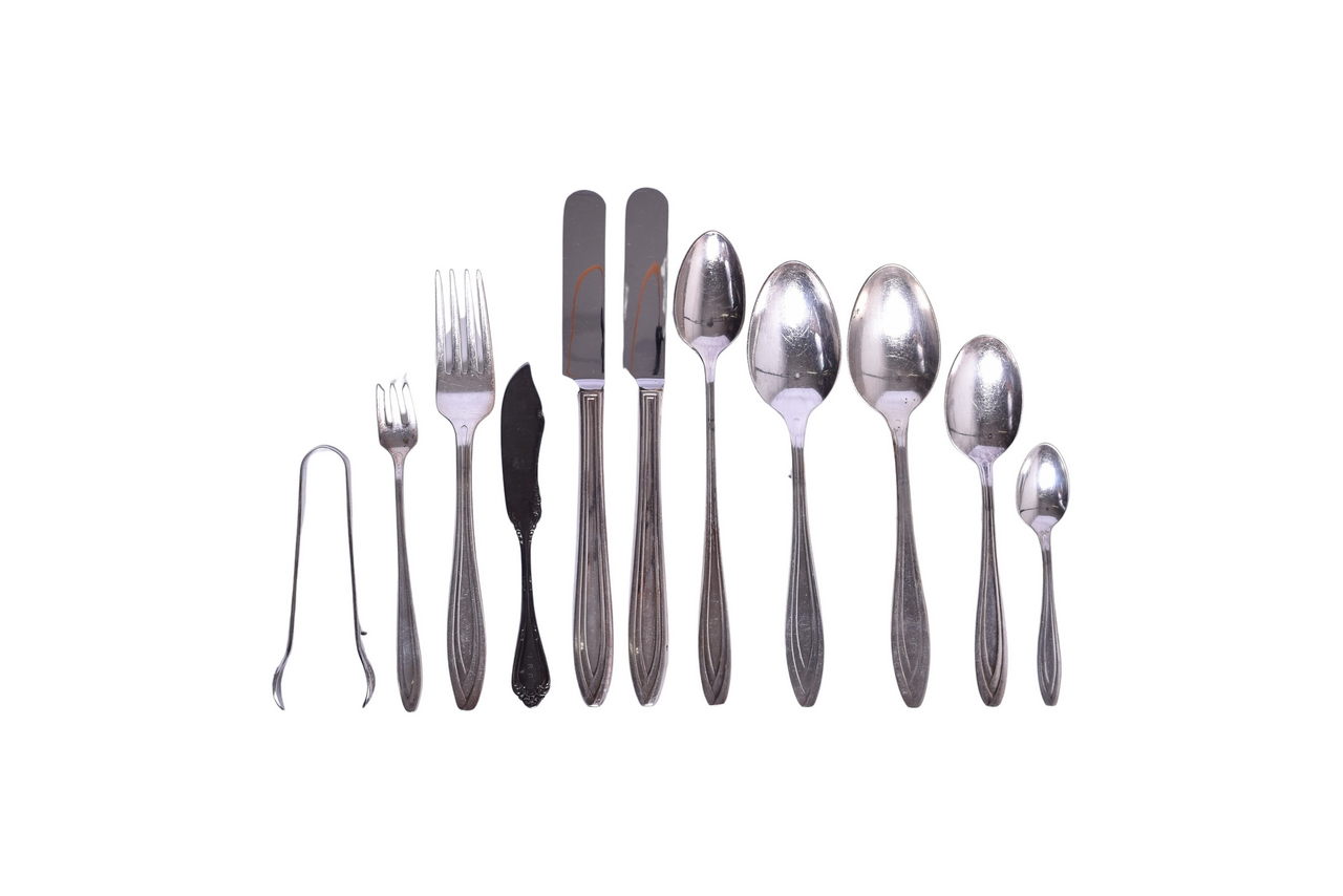 1527 - Eleven Pieces of Northern Pacific Railroad Silver Flatware Silhouette and Astoria thumbnail