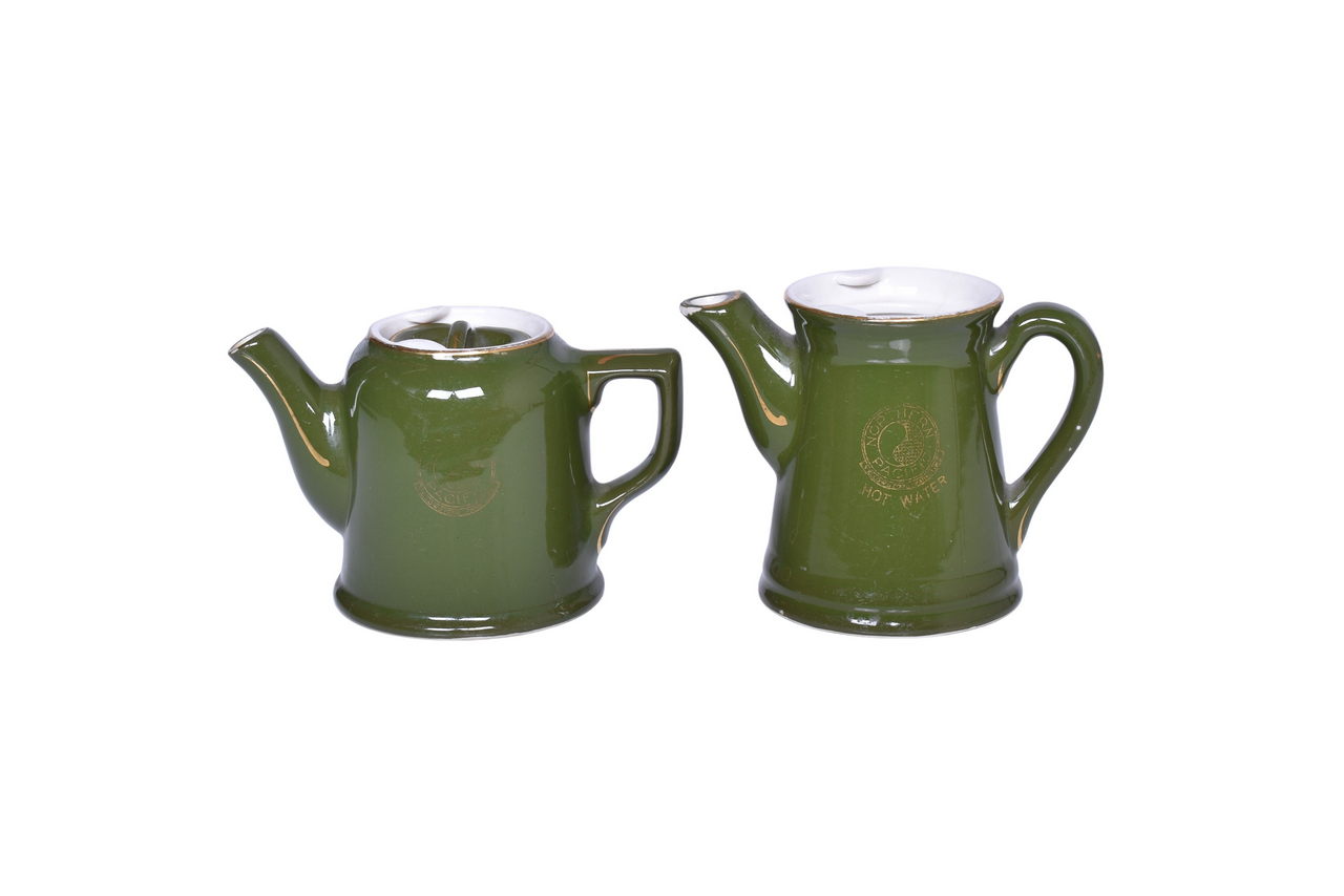 1529 - Northern Pacific Railroad Hall Verde Green China Hot Water Pot and Tea Pot thumbnail