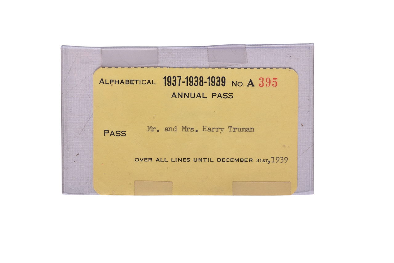 1538 - Railroad Pass for President Harry S. Truman 1937-1939 thumbnail