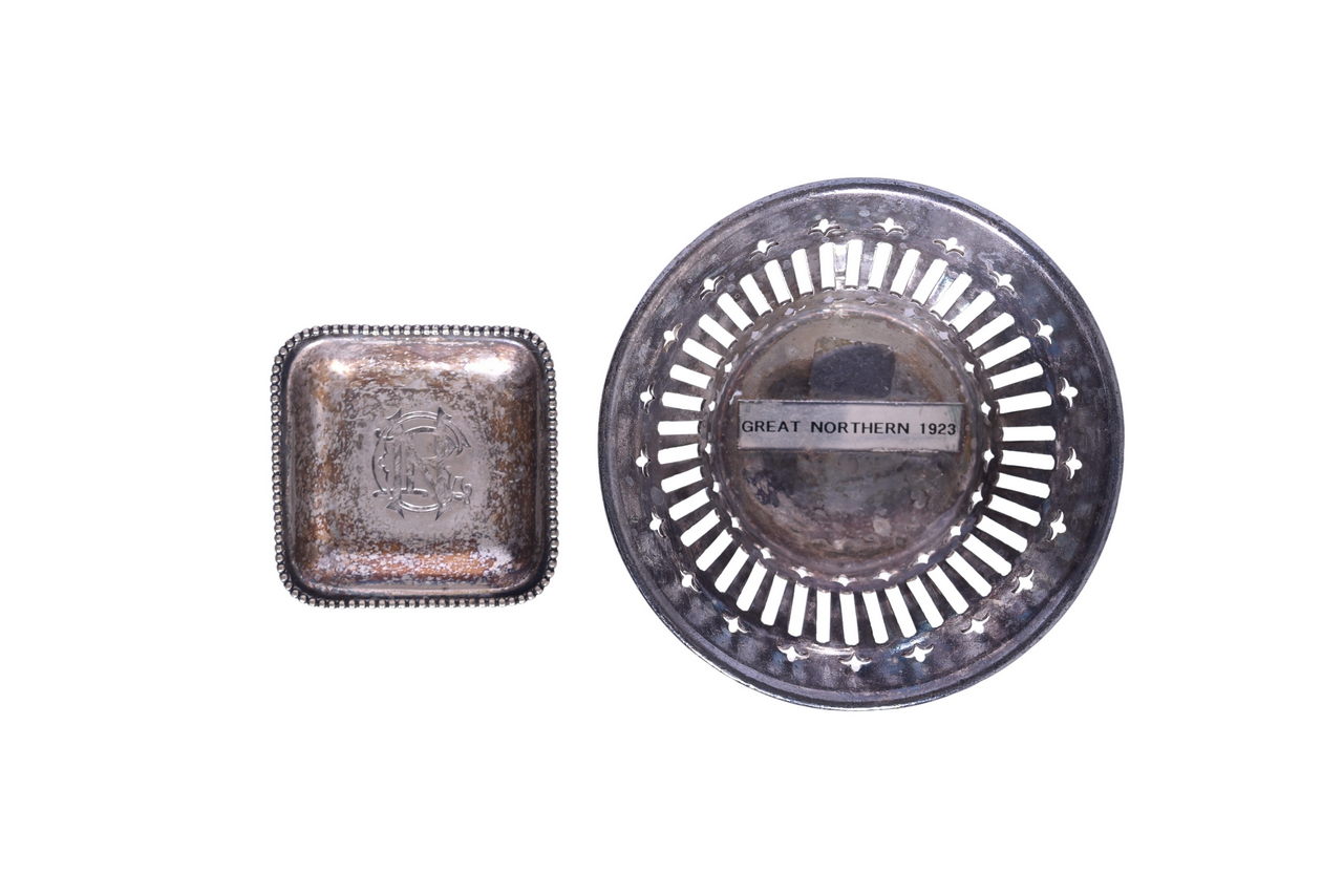 1555 - Great Northern Railroad Silver Butter Pat and Finger Bowl thumbnail