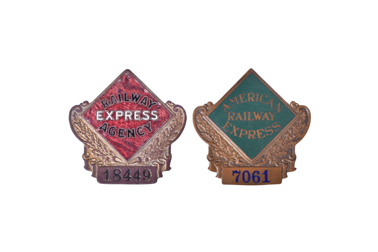 1589 - Pair of American Railway Express and Railway Express Agency Badges thumbnail