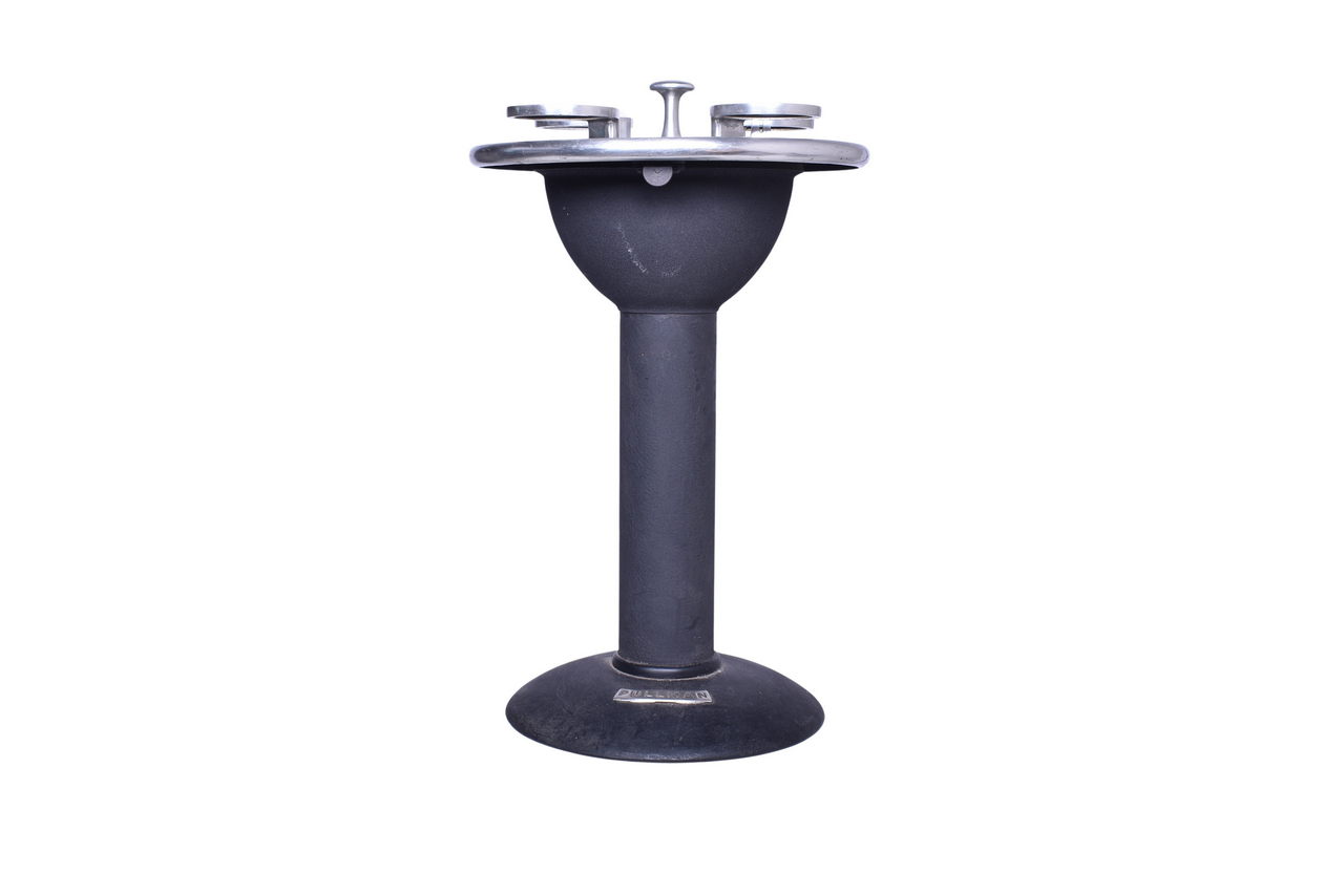 1621 - Pullman Marked Railroad Smoking / Cocktail Drink Stand thumbnail