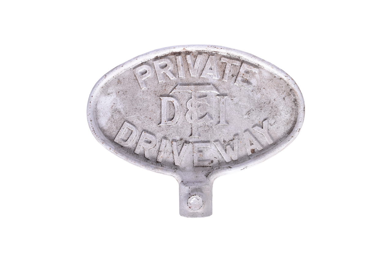 1652 - Repo. Cast Iron Detroit, Toledo, and Ironwood / DT&I Railroad Private Driveway Sign thumbnail