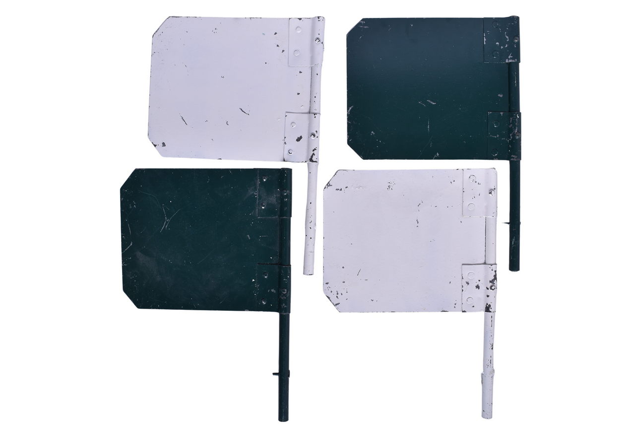 1692 - Four Metal Railroad Locomotive Flags thumbnail