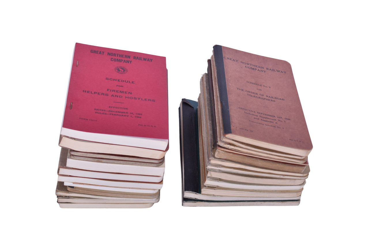 2008 - Twenty Five Great Northern Railroad Rule Books, Instruction Books, etc. thumbnail