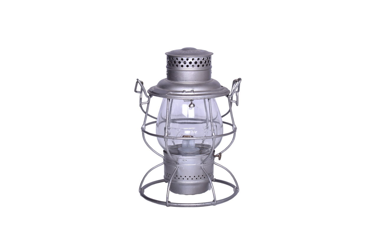 2088 - Adlake Reliable Railroad Lantern with Clear Cast Chesapeake and Ohio Railway Globe thumbnail
