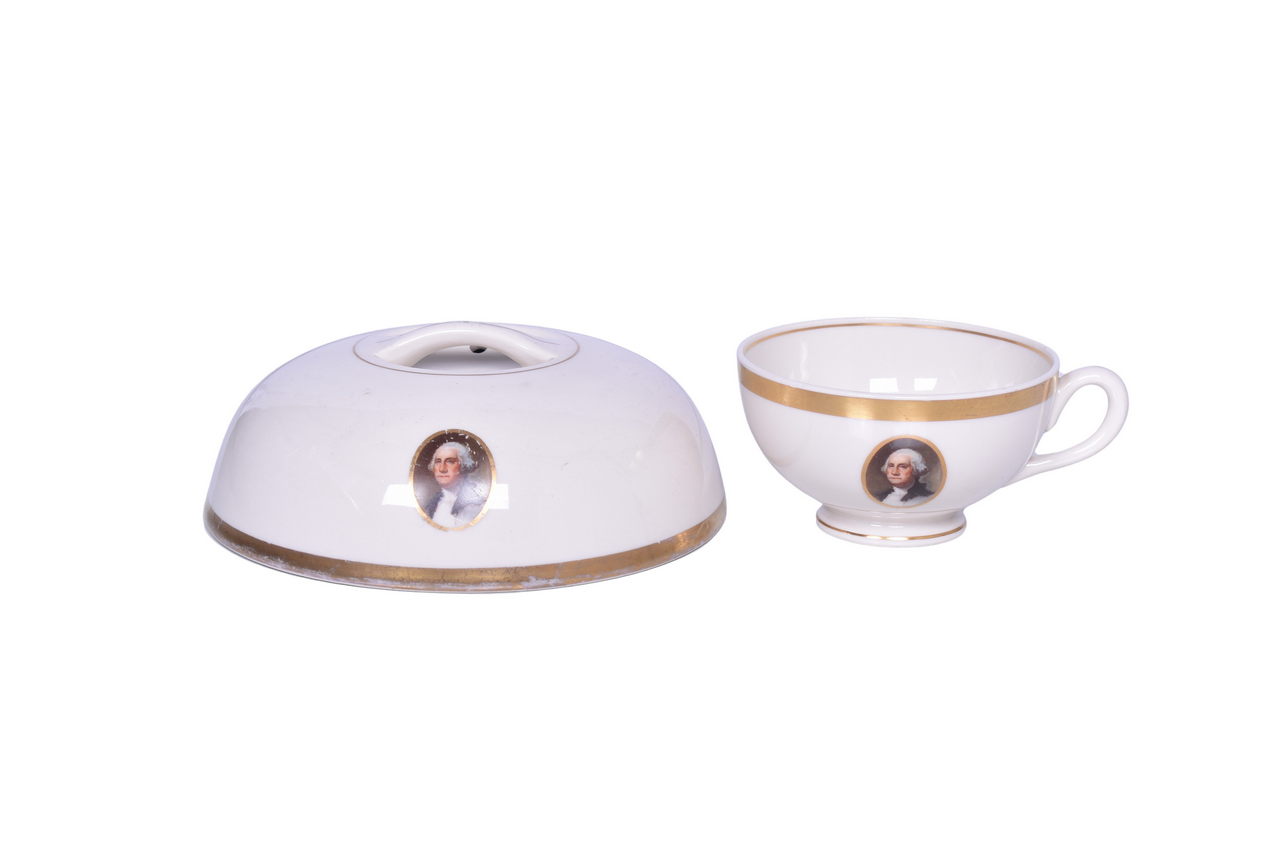 2093 - Chesapeake & Ohio Railroad George Washington China Hot Food Cover and Teacup thumbnail