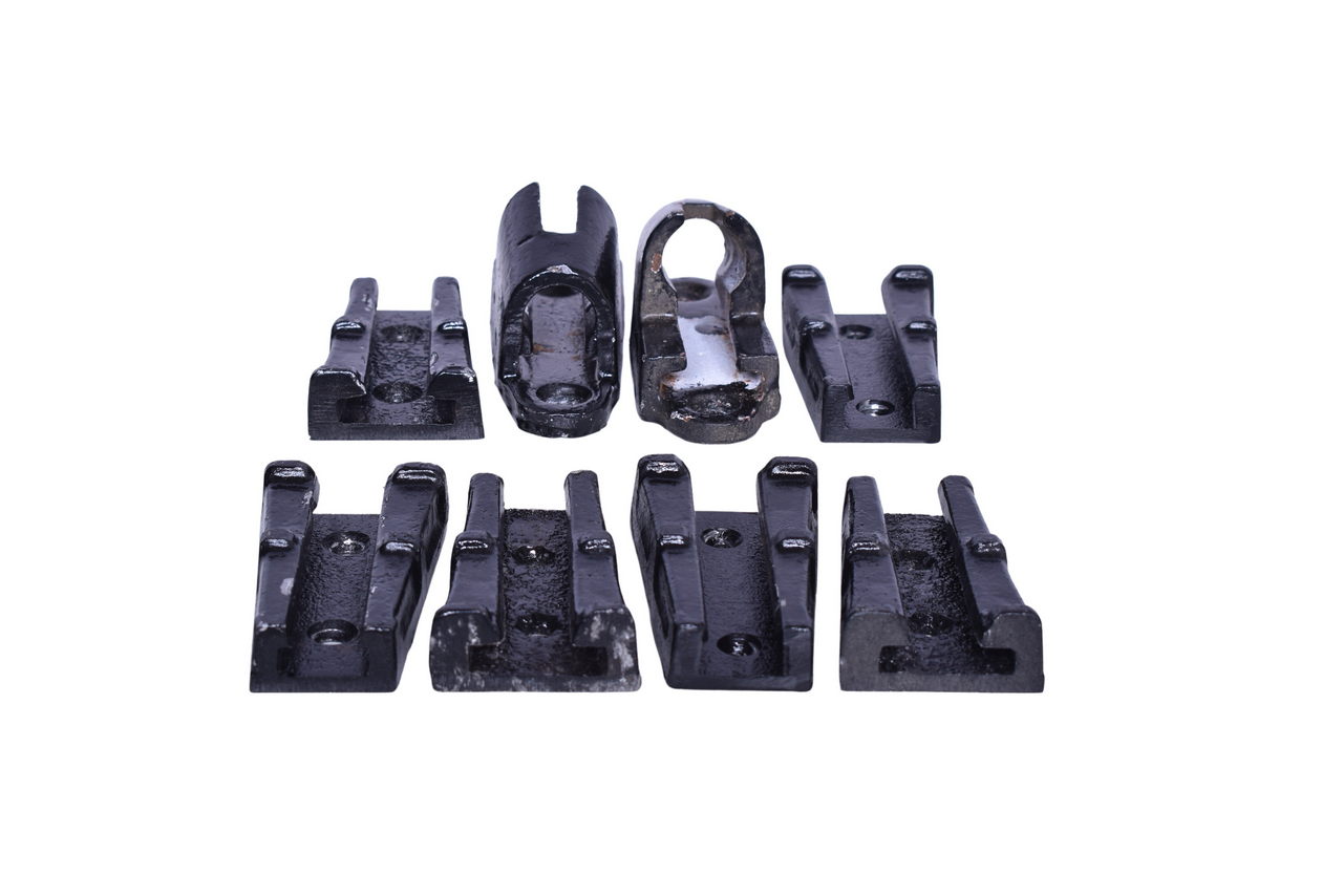 2186 - Six Wedge-Style Cast Aluminum Marker Lamp Brackets and a Pair of Flag Holder Brackets thumbnail