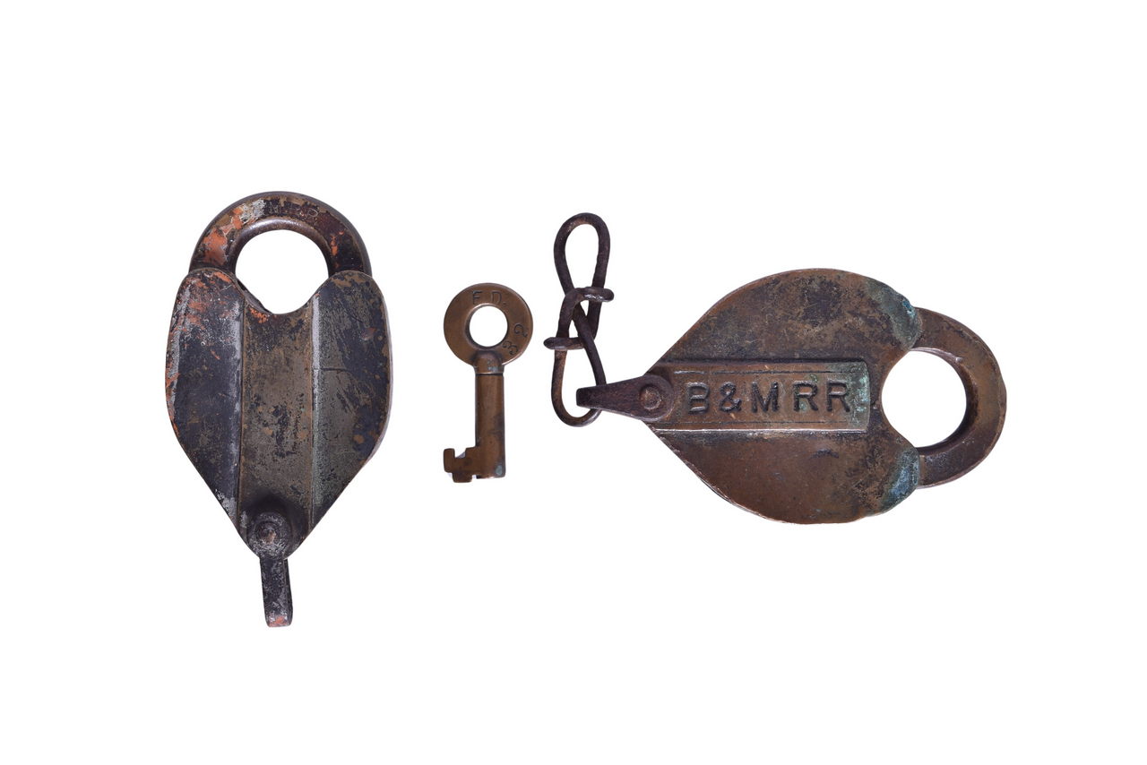 2225 - Pair of Boston and Maine Railroad Brass Heart Shaped Locks thumbnail