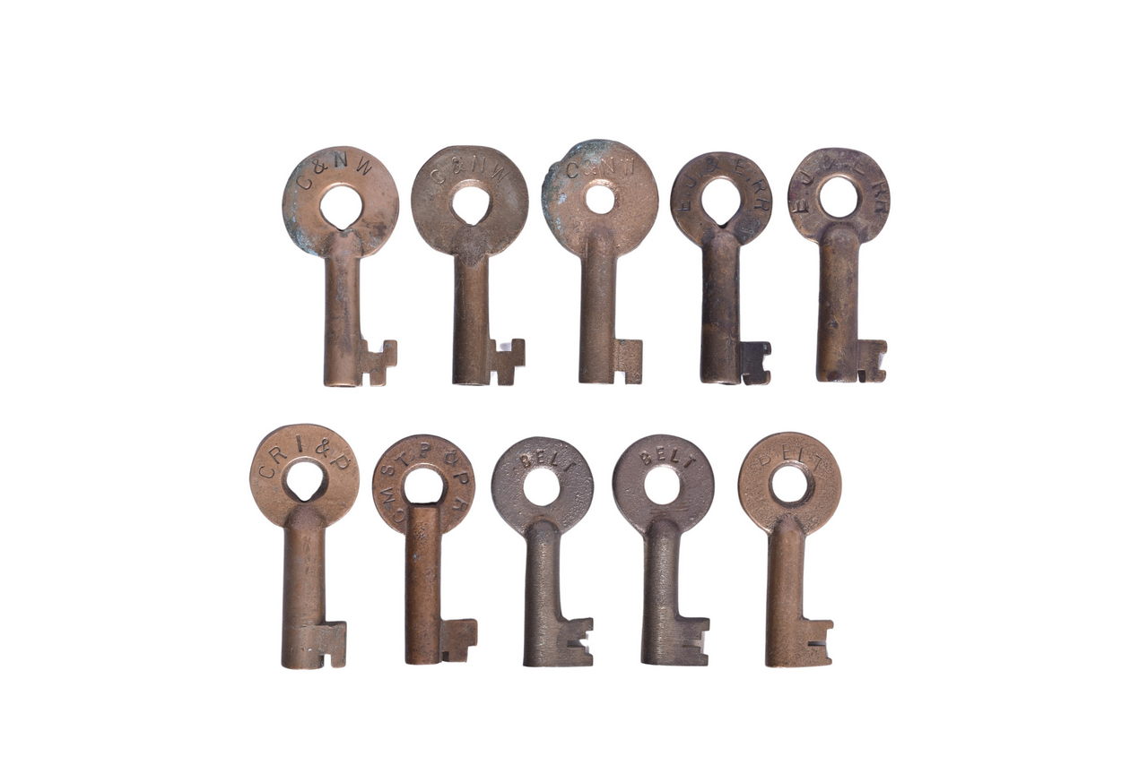2291 - Ten Midwest Railroad Brass Keys - Chicago & North Western, Elgin, Joliet & Eastern, Belt, Rock Island, and Milwaukee Road thumbnail