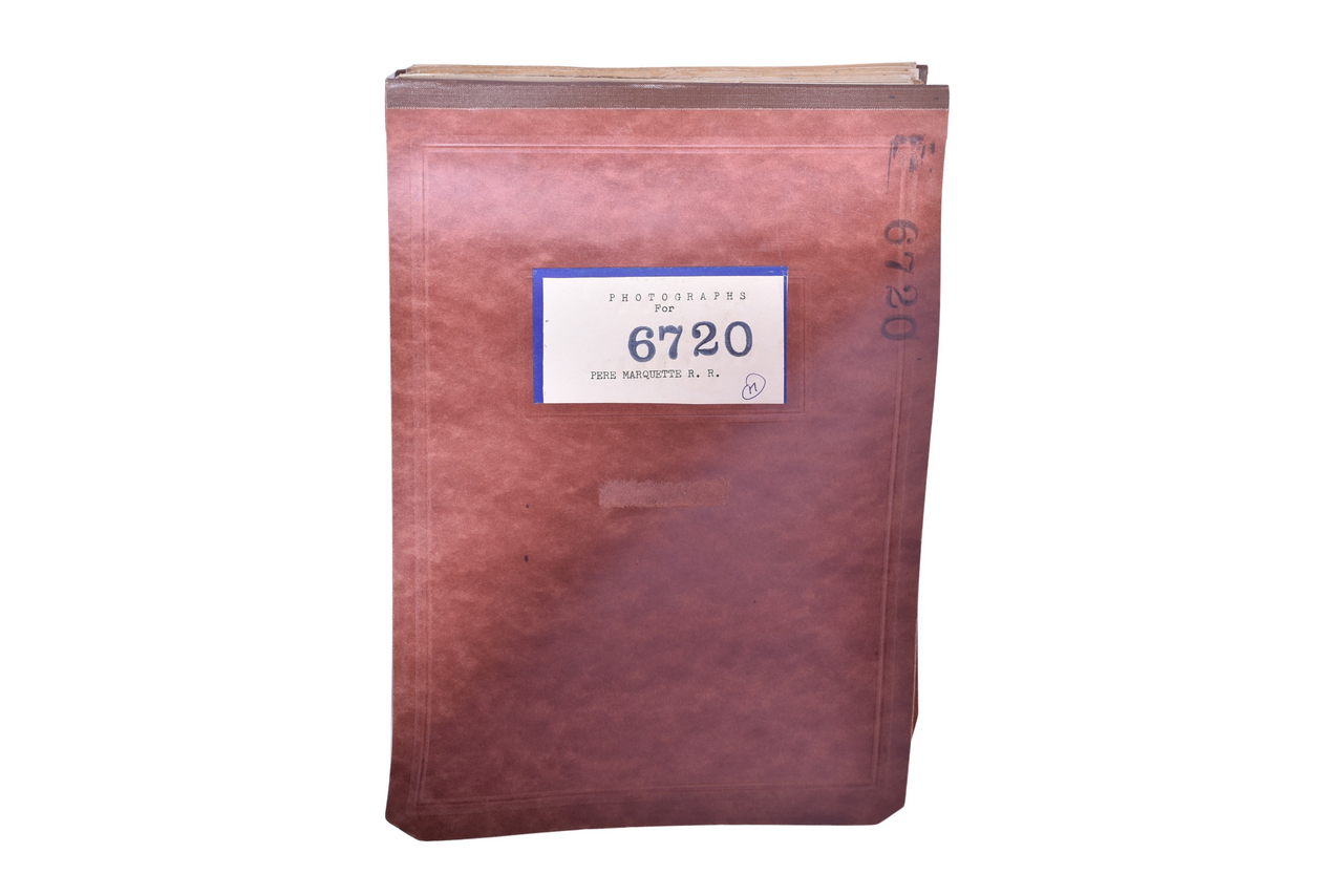 2506 - 99 Pere Marquette Railroad Builders Photographs from the Pullman Engineering Department thumbnail