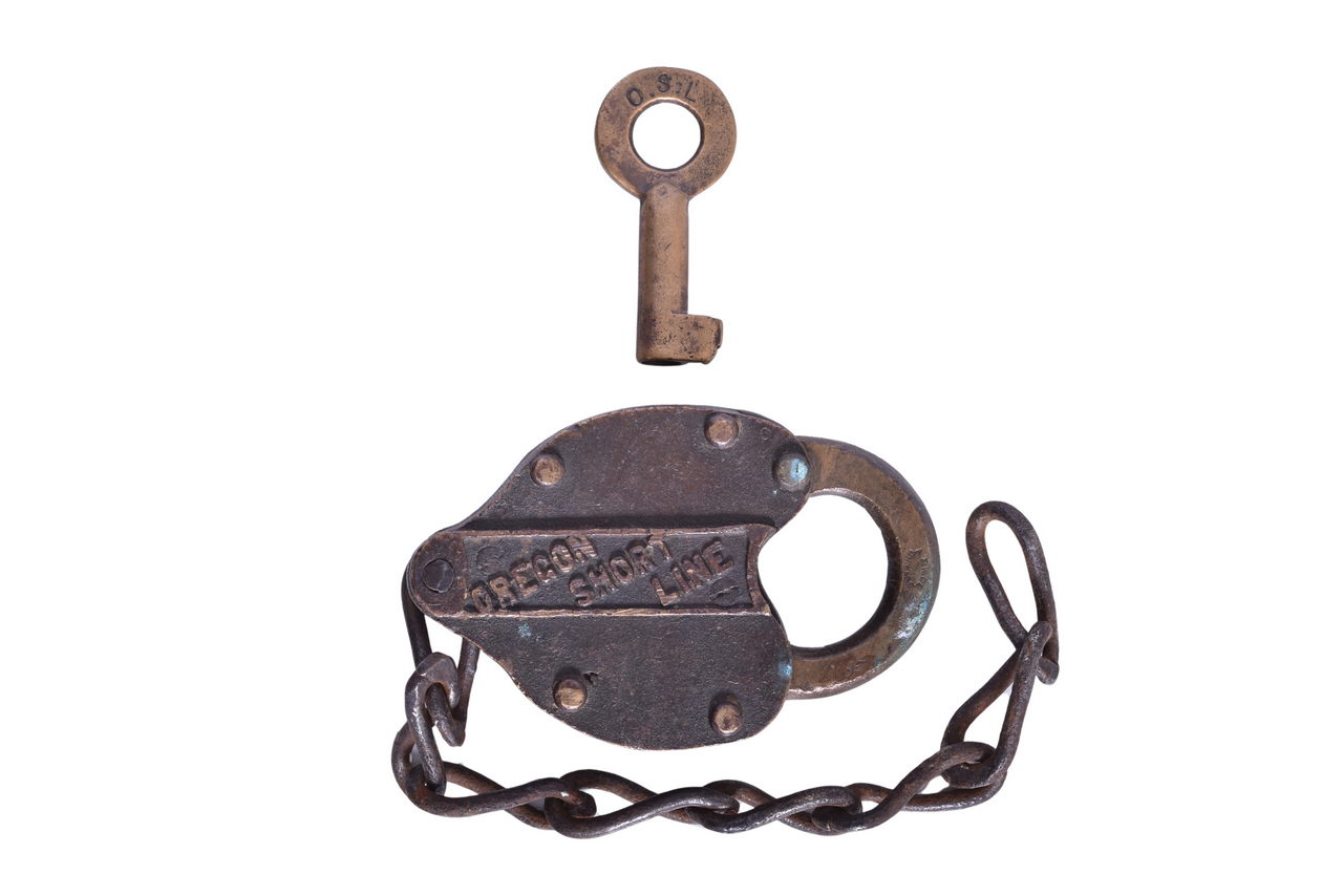 2539 - Oregon Short Line Railroad Brass Heart Shaped Switch Lock w/ Key thumbnail
