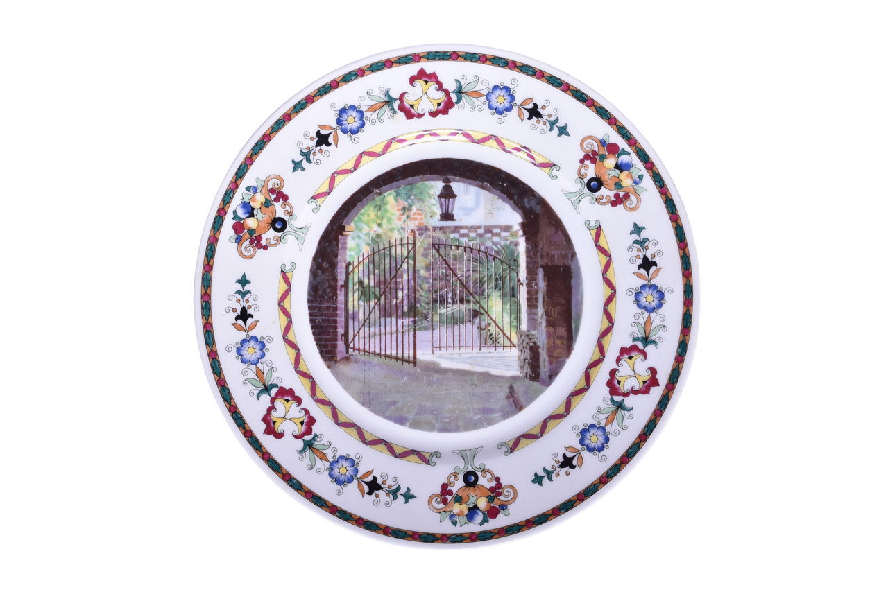 2567 - Illinois Central Railroad French Quarter Service Plate Gate of Court of Two Sisters Royal Street New Orleans thumbnail