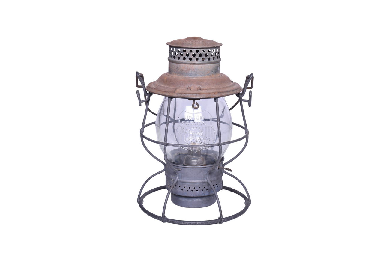 2579 - Adlake Reliable Union Pacific Railroad Lantern w/ Overland Route Cast Tall Globe thumbnail