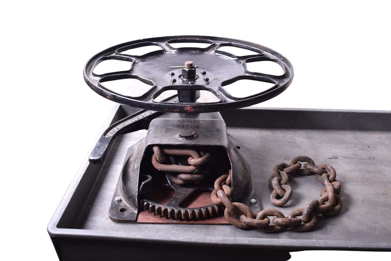 2614 - Restored Railroad Brake Wheel and Ratchet Mechanism thumbnail