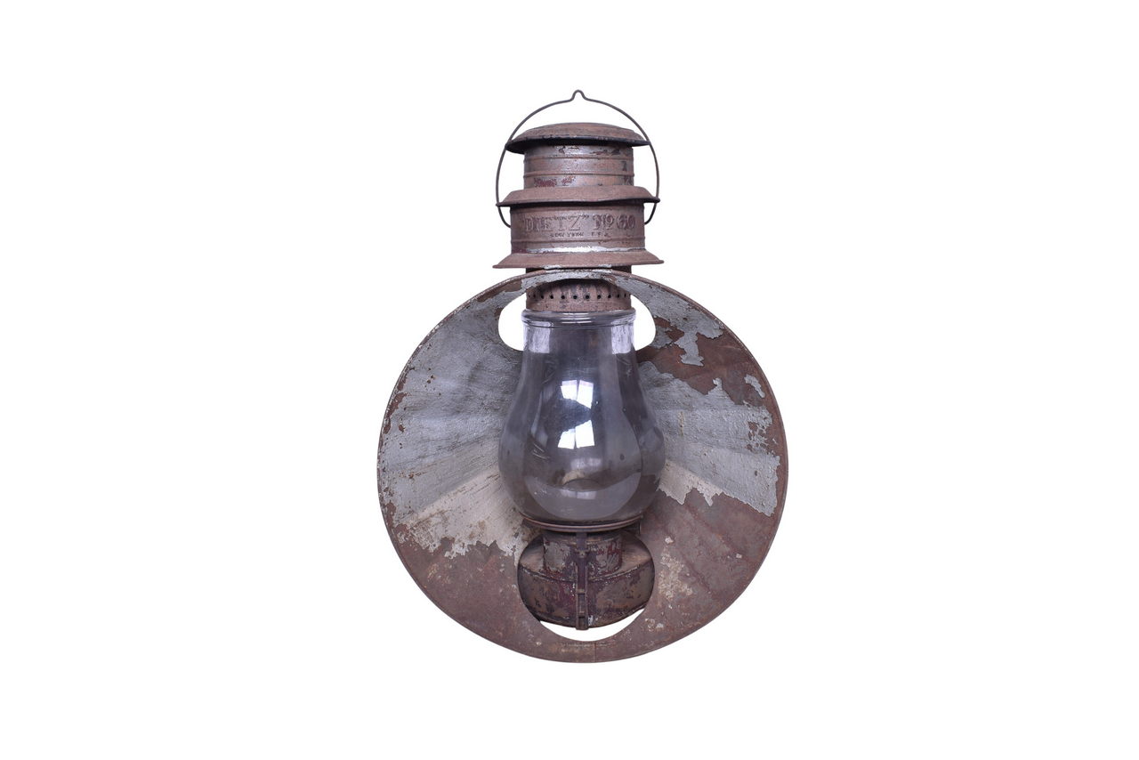 2628 - Dietz No. 60 Railroad Beacon Lantern thumbnail