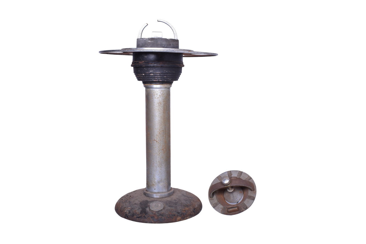 2632 - Pennsylvania Railroad Passenger Car Smoke/Drink Stand - For Parts or Restoration thumbnail