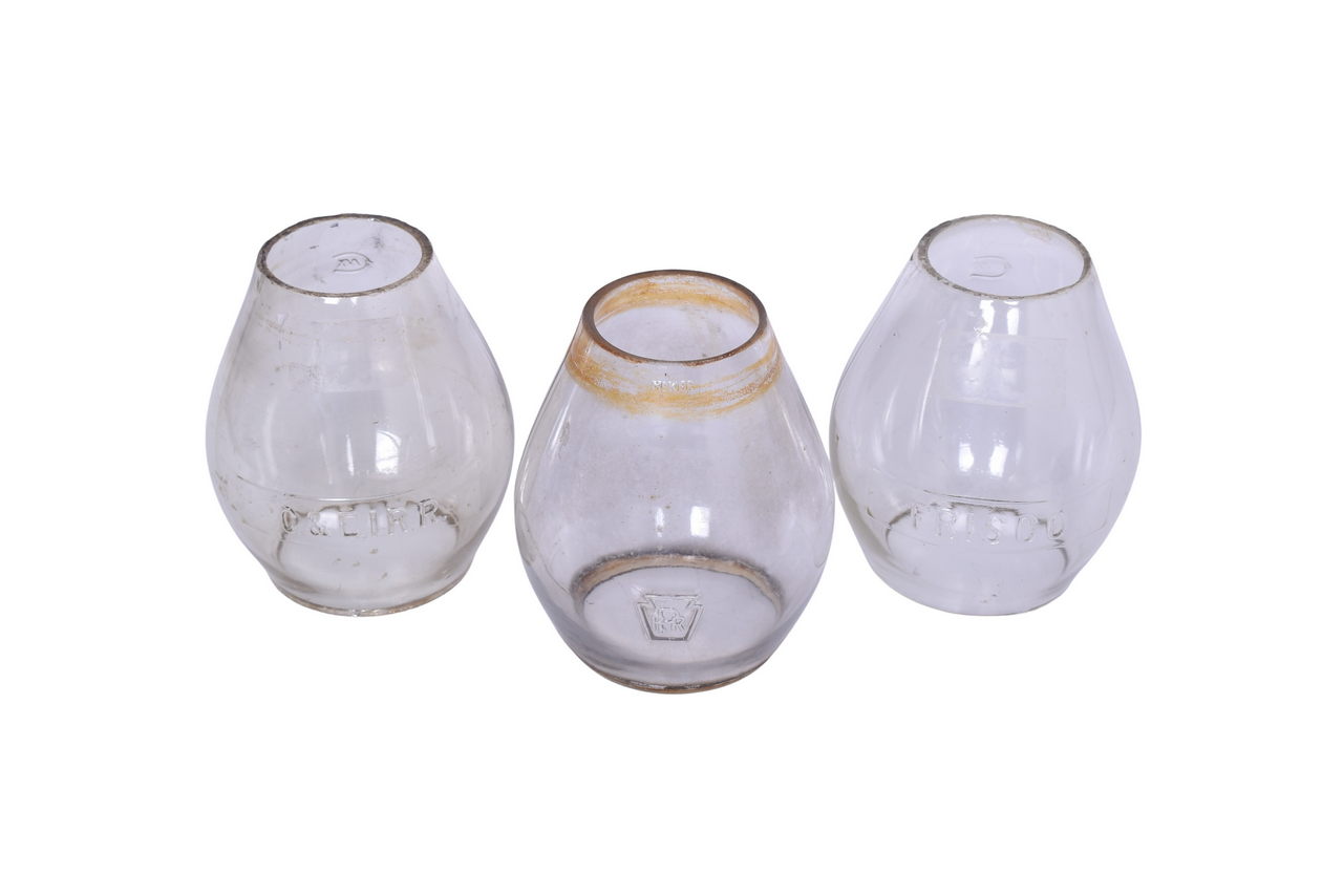 2686 - Trio of Railroad Lantern Globes - FRISCO, Pennsylvania, and Chicago & Eastern Illinois thumbnail