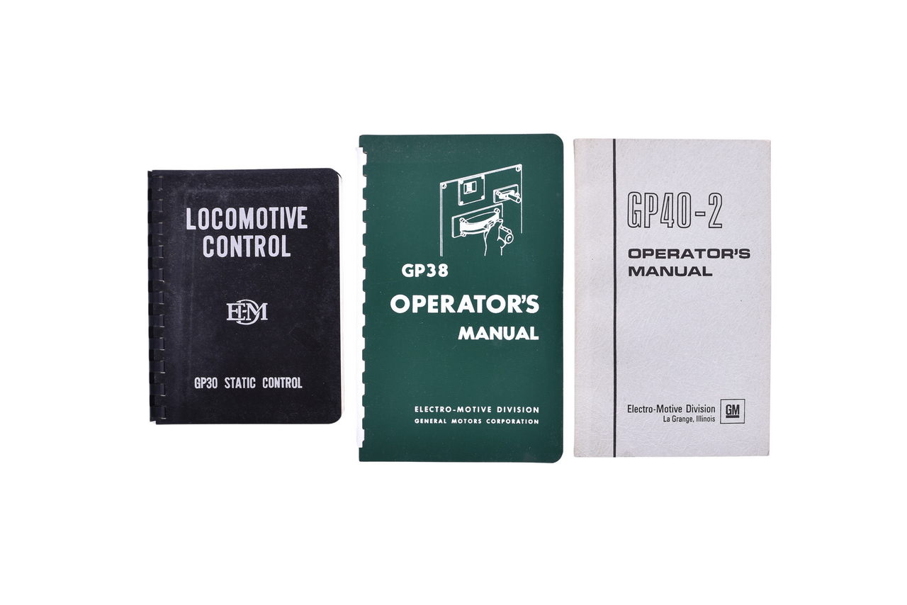 2714 - Three General Motors Railroad Locomotive Engine Operator's Manuals - GP30, GP38, GP40-2 thumbnail