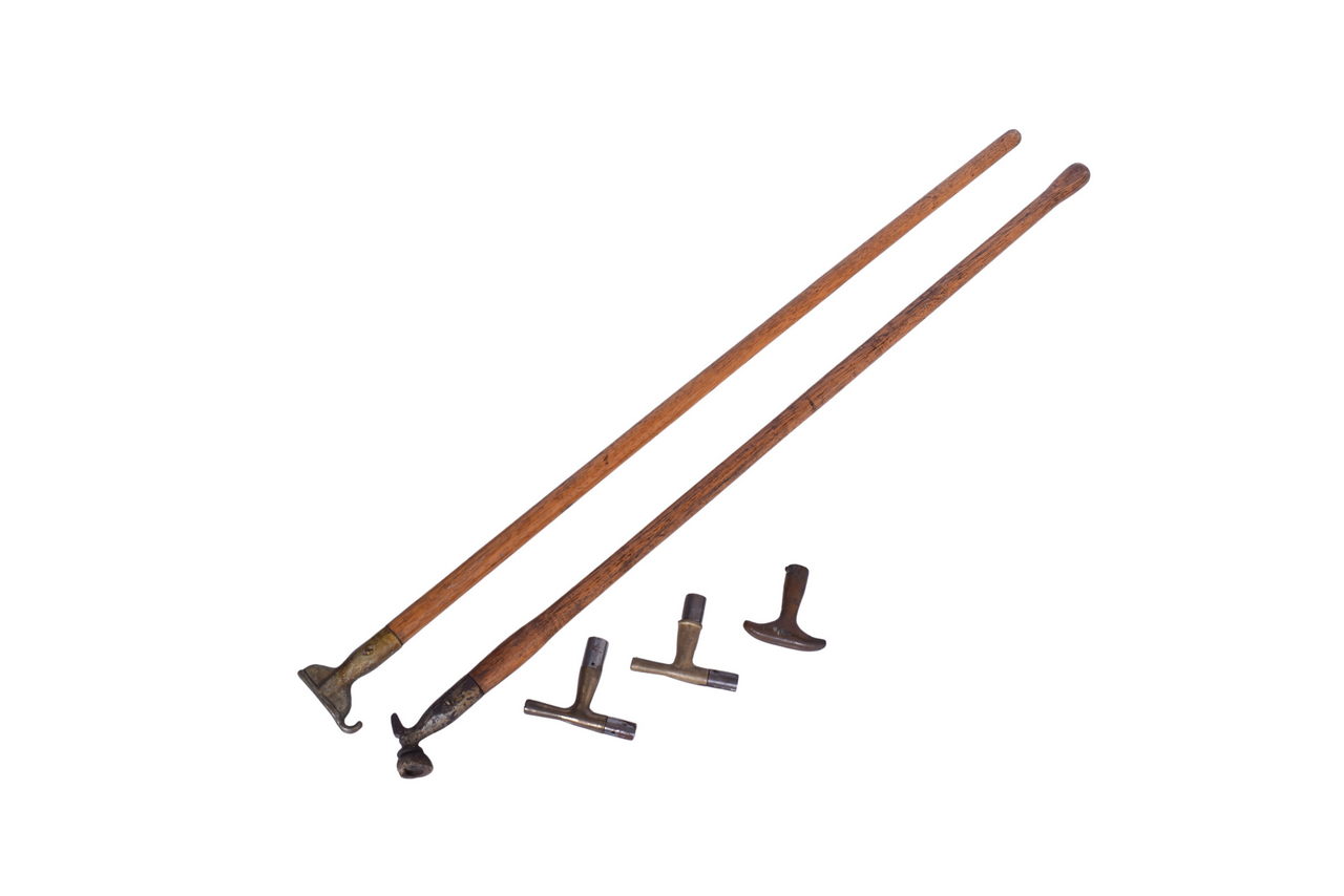 2722 - Two Pullman Window Poles and Three Pullman Berth Keys thumbnail