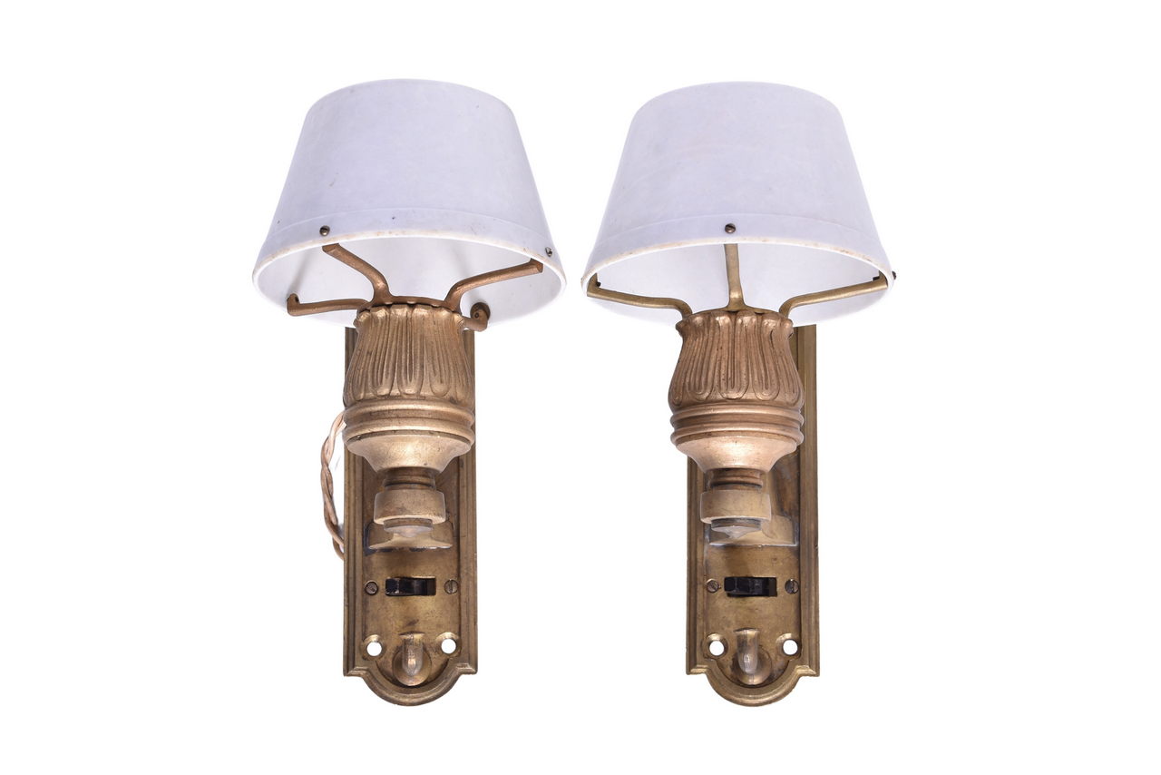 2734 - Pair of Pullman Passenger Car Brass Wall-Mounted Light Fixtures thumbnail