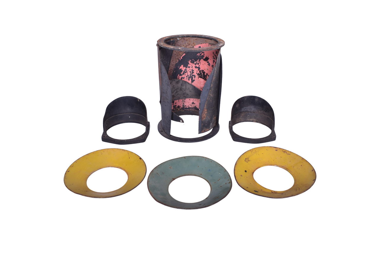 2742 - Signal Parts Lot - Day Targets and Hoods thumbnail