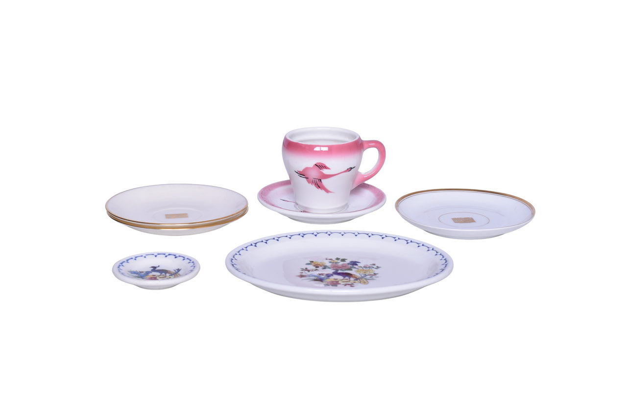 3003 - Seven Pieces of Milwaukee Road China Traveler, Peacock, and Olympian Platter, Cup, Saucers, and Butter Pat thumbnail